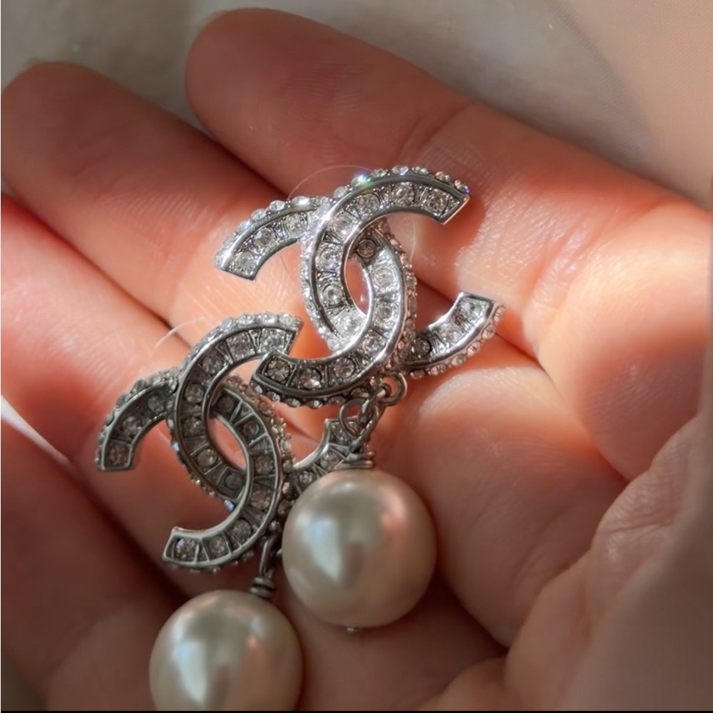 CHANEL Silver Crystal CC Logo Drop Earrings with White Pearls - Picture 3 of 13